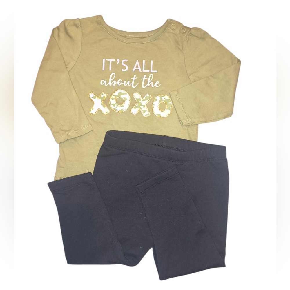 3/$8 Long Sleeve Onesie & Black Leggings